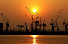 Triển vọng giá dầu, vàng tuần 13 - 17/7